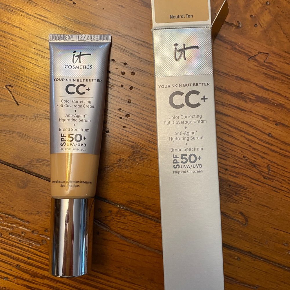 NIB IT Cosmetics CC Cream Neutral Tan